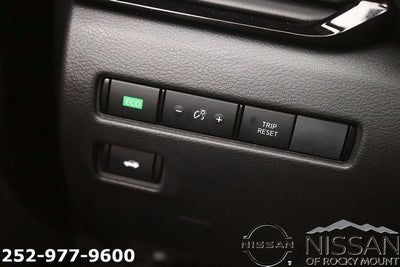 2025 Nissan Sentra SV CVT