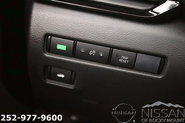 2025 Nissan Sentra SV CVT