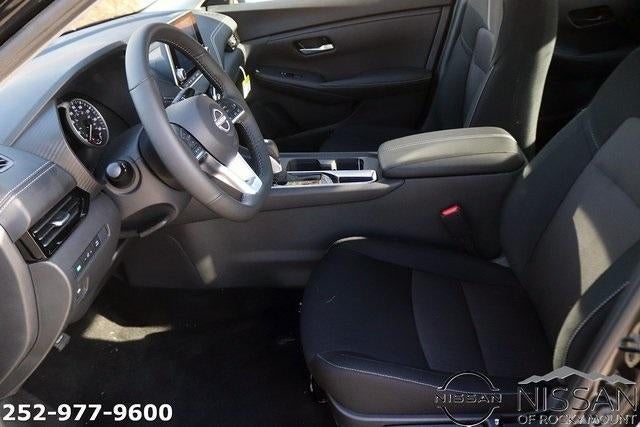 2025 Nissan Sentra SV CVT