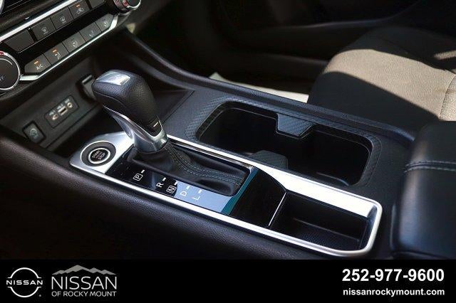 2024 Nissan Sentra SV CVT