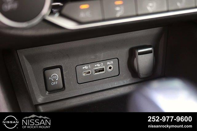 2024 Nissan Sentra SV CVT