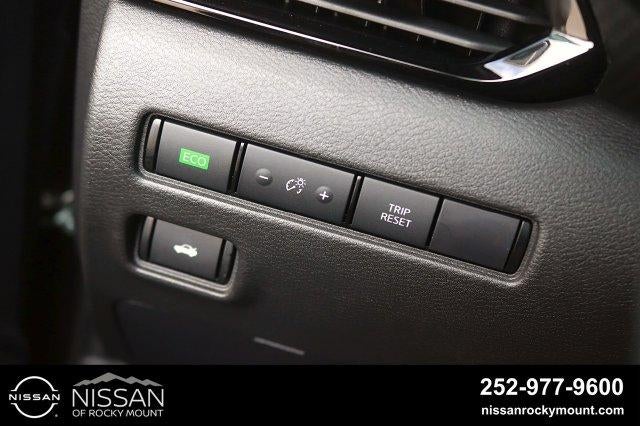 2024 Nissan Sentra SV CVT
