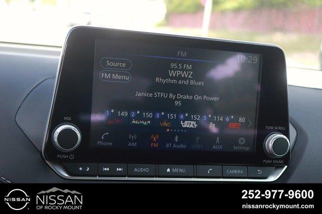 2024 Nissan Sentra SV CVT