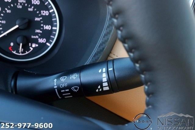 2025 Nissan Sentra SV CVT