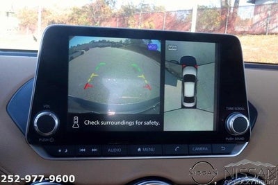 2025 Nissan Sentra SV CVT