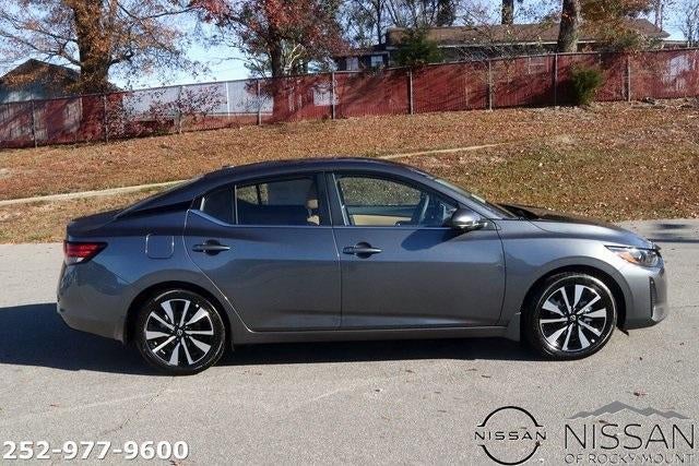 2025 Nissan Sentra SV CVT