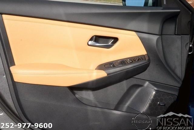 2025 Nissan Sentra SV CVT