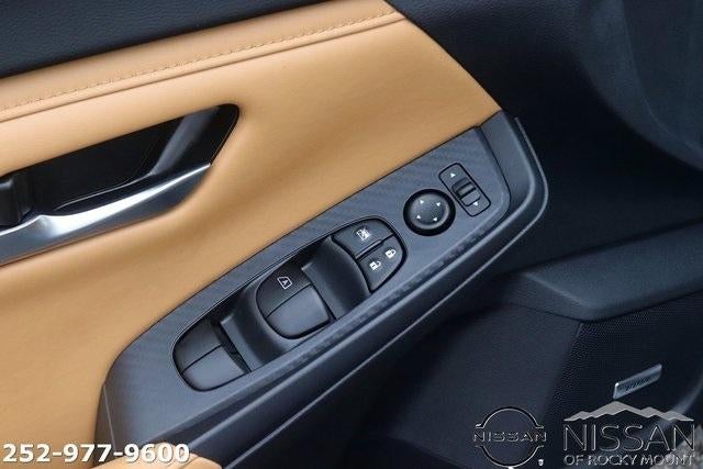 2025 Nissan Sentra SV CVT