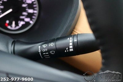 2025 Nissan Sentra SV CVT