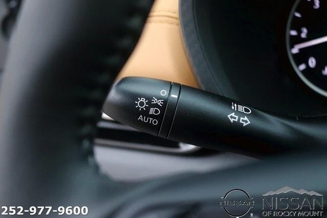 2025 Nissan Sentra SV CVT