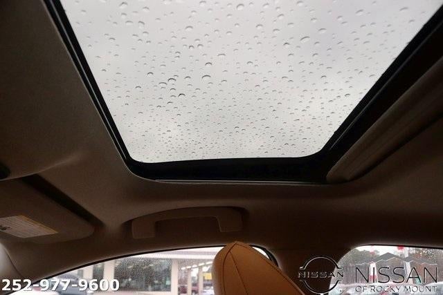 2025 Nissan Sentra SV CVT