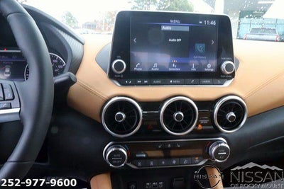 2025 Nissan Sentra SV CVT