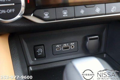 2025 Nissan Sentra SV CVT