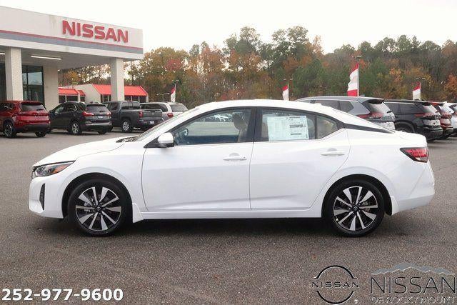 2025 Nissan Sentra SV CVT