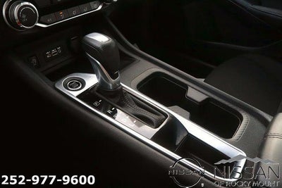 2024 Nissan Sentra SV CVT