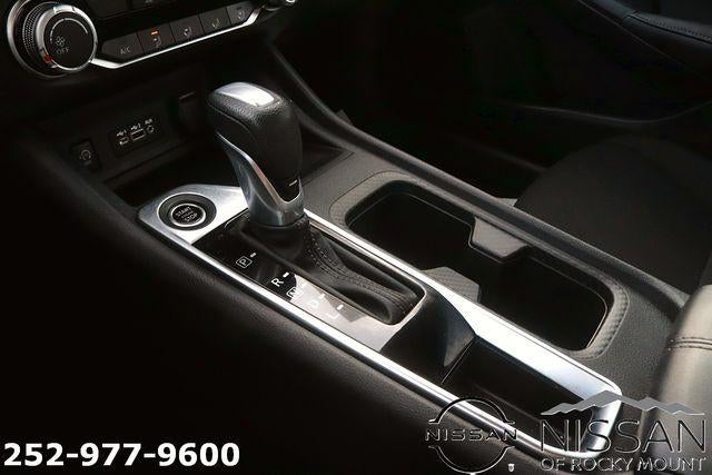 2024 Nissan Sentra SV CVT