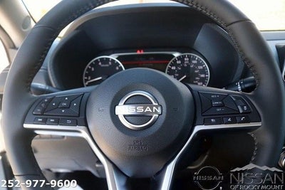 2025 Nissan Sentra SV CVT