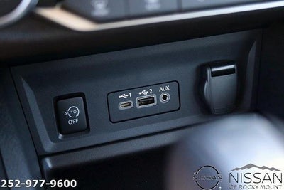 2025 Nissan Sentra SV CVT