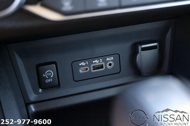 2025 Nissan Sentra SV CVT