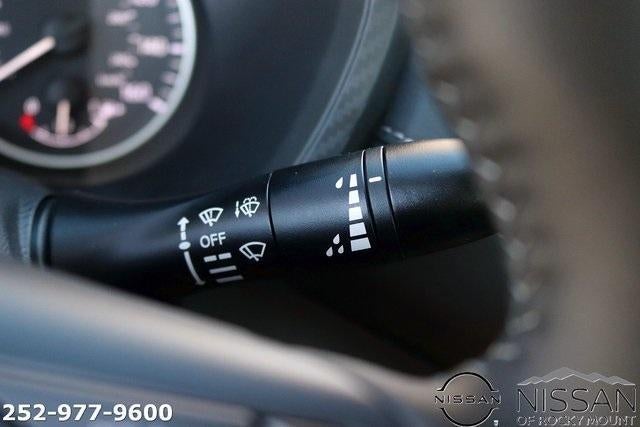 2025 Nissan Sentra SV CVT