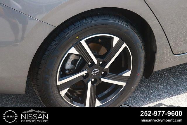 2024 Nissan Sentra SV CVT