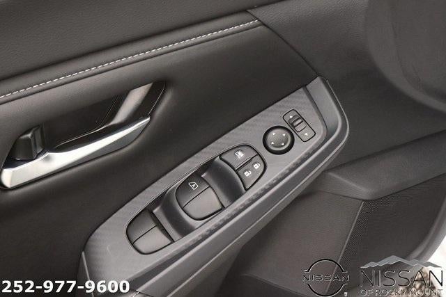 2025 Nissan Sentra SV CVT