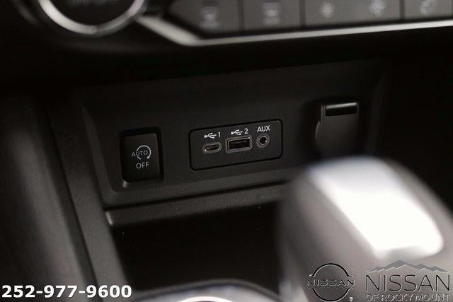 2025 Nissan Sentra SV CVT