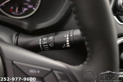 2025 Nissan Sentra SV CVT