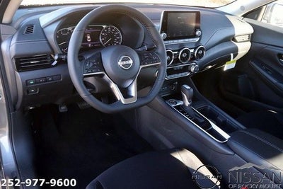 2025 Nissan Sentra SV CVT