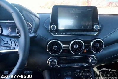 2025 Nissan Sentra SV CVT