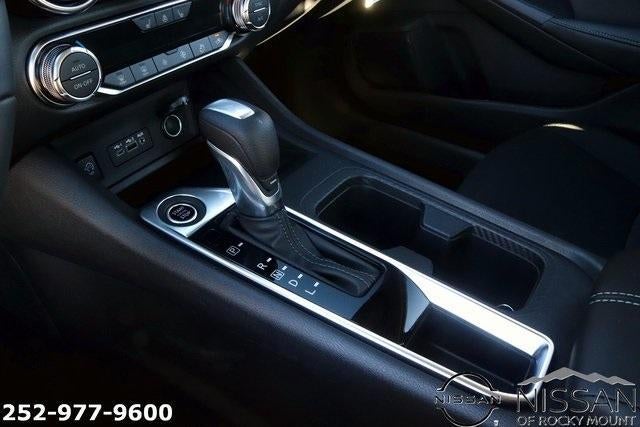 2025 Nissan Sentra SV CVT