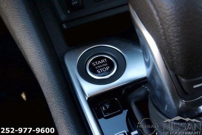 2025 Nissan Sentra SV CVT