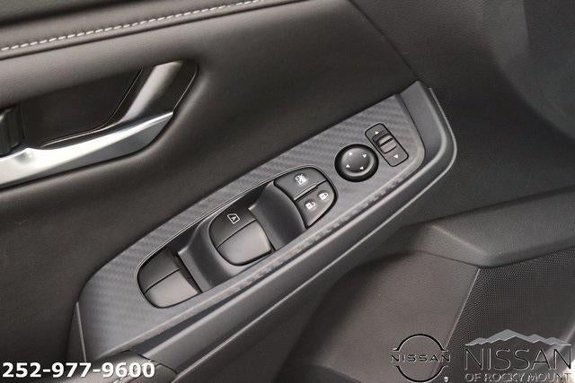 2025 Nissan Sentra SV CVT