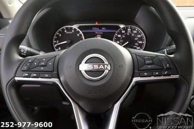 2025 Nissan Sentra SV CVT