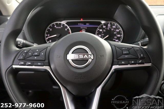2025 Nissan Sentra SV CVT