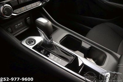 2025 Nissan Sentra SV CVT