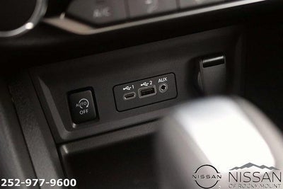 2025 Nissan Sentra SV CVT