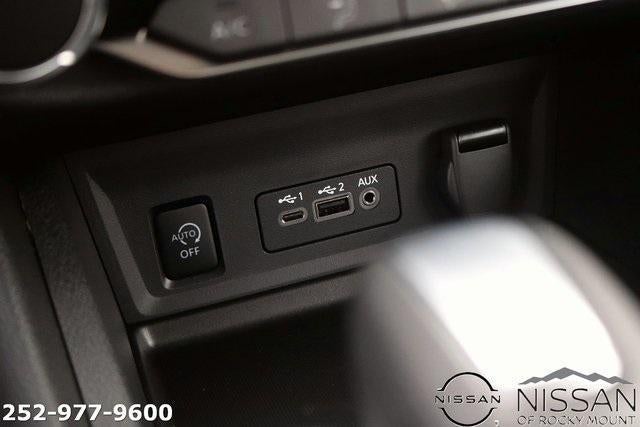 2025 Nissan Sentra SV CVT