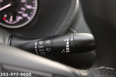 2025 Nissan Sentra SV CVT