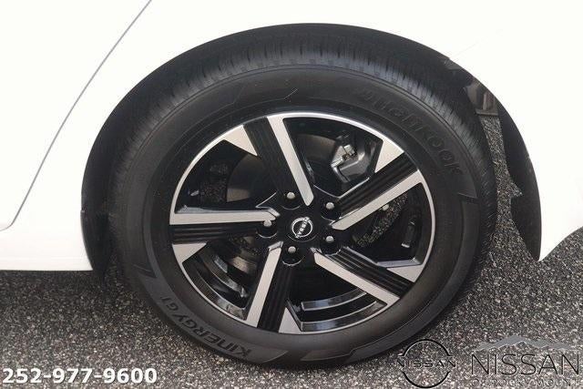 2025 Nissan Sentra SV CVT