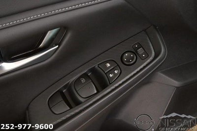 2025 Nissan Sentra SV CVT