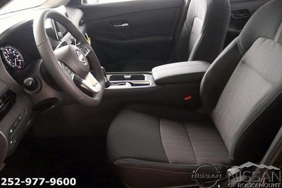 2025 Nissan Sentra SV CVT