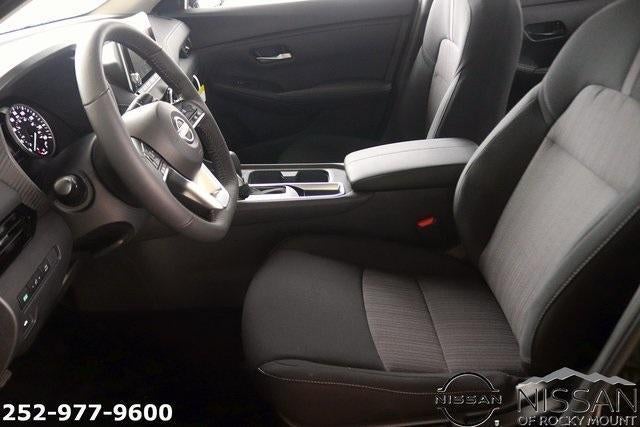 2025 Nissan Sentra SV CVT