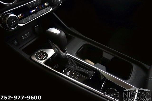 2025 Nissan Sentra SV CVT