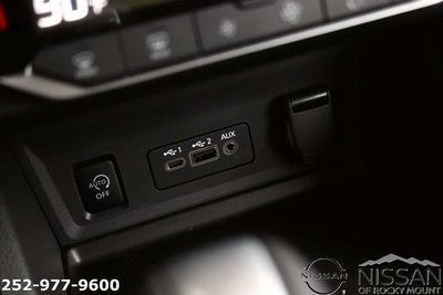 2025 Nissan Sentra SV CVT