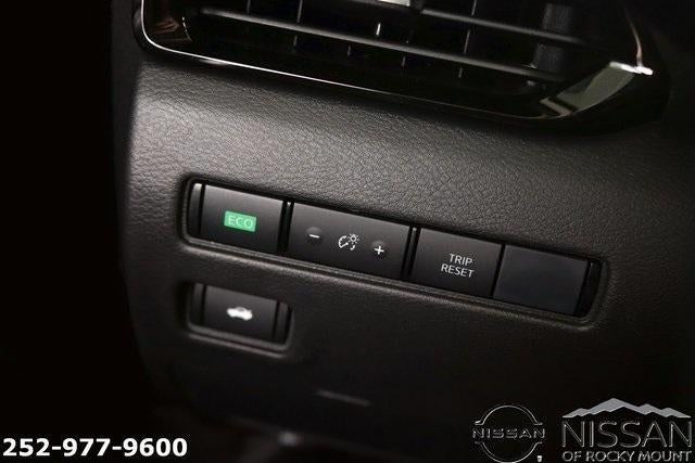 2025 Nissan Sentra SV CVT