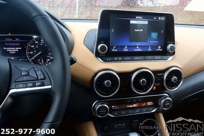 2025 Nissan Sentra SV CVT