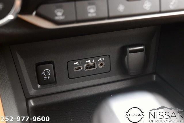 2025 Nissan Sentra SV CVT