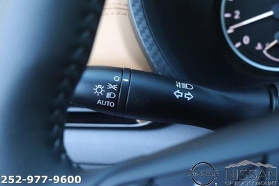 2025 Nissan Sentra SV CVT