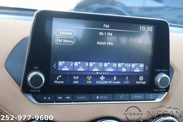 2025 Nissan Sentra SV CVT